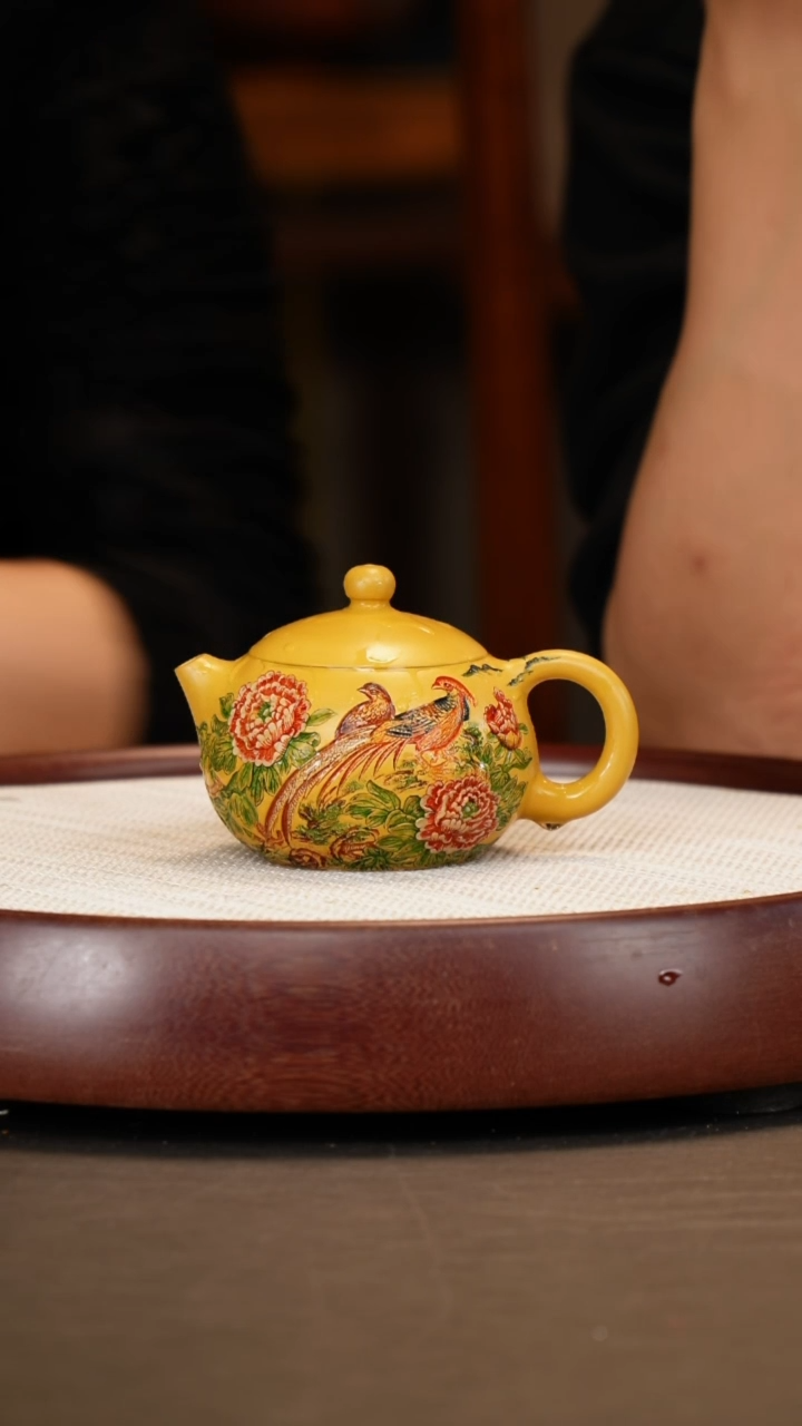 【闪购商品】紫砂茶壶【陈俊】鸣远老段西施