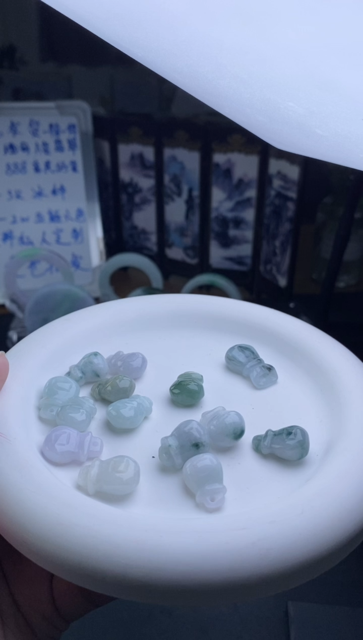 【闪购商品】翡翠散珠未镶嵌多样性发货