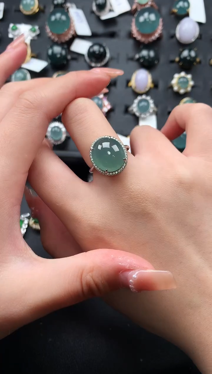 【闪购商品】翡翠戒指足金镶嵌521411