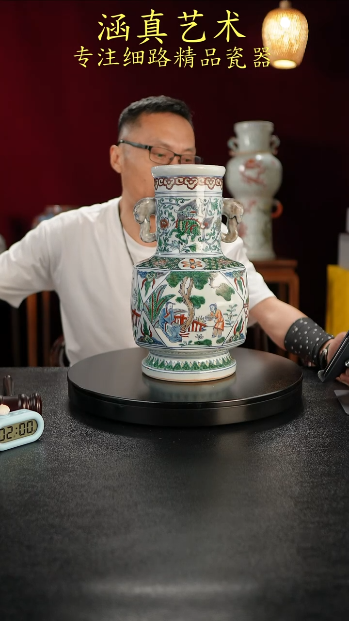 瓶斗彩人物故事图瓶一只