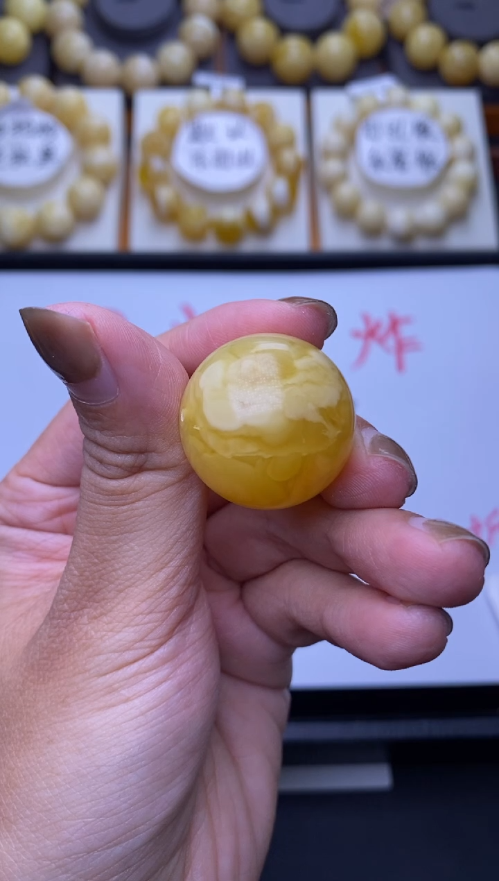 裸石琥珀未镶嵌大小姐珠宝31