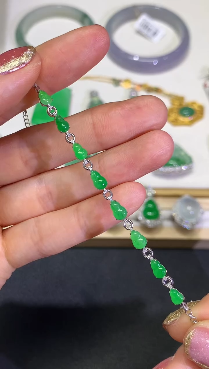 【闪购商品】翡翠颈饰18K金镶嵌团购59