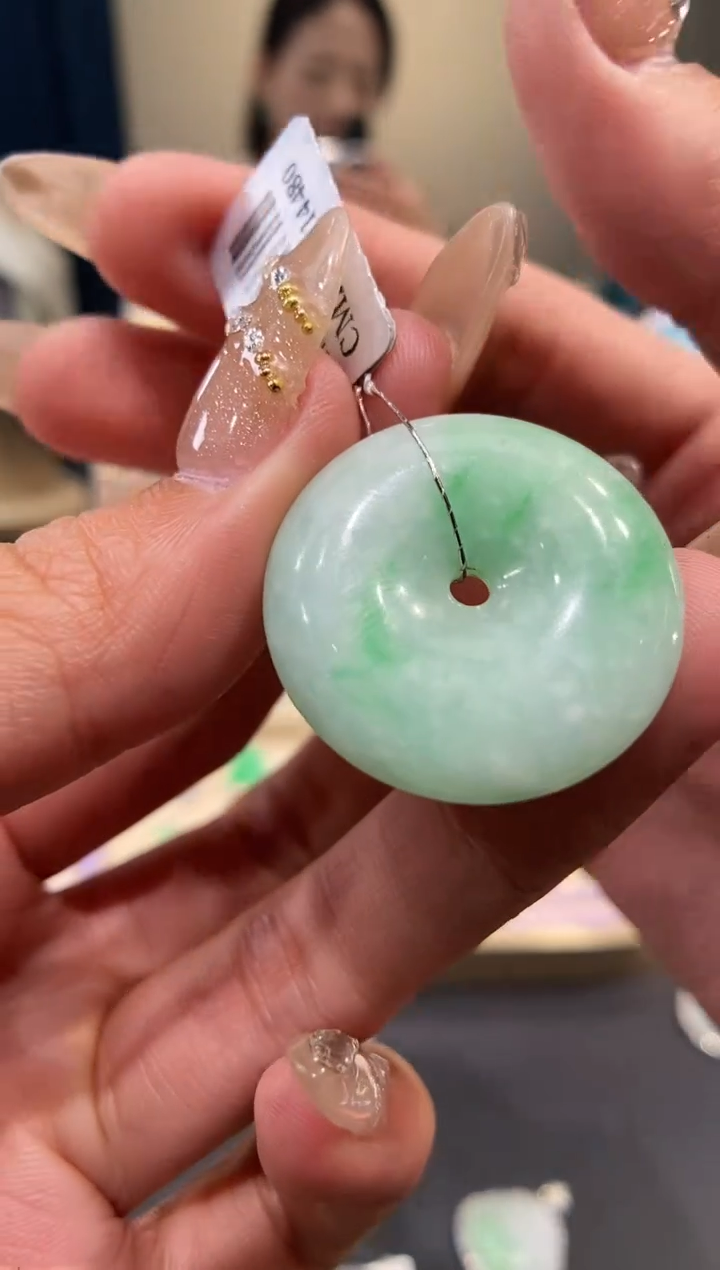 【闪购商品】翡翠吊坠(不含链)未镶嵌平安扣