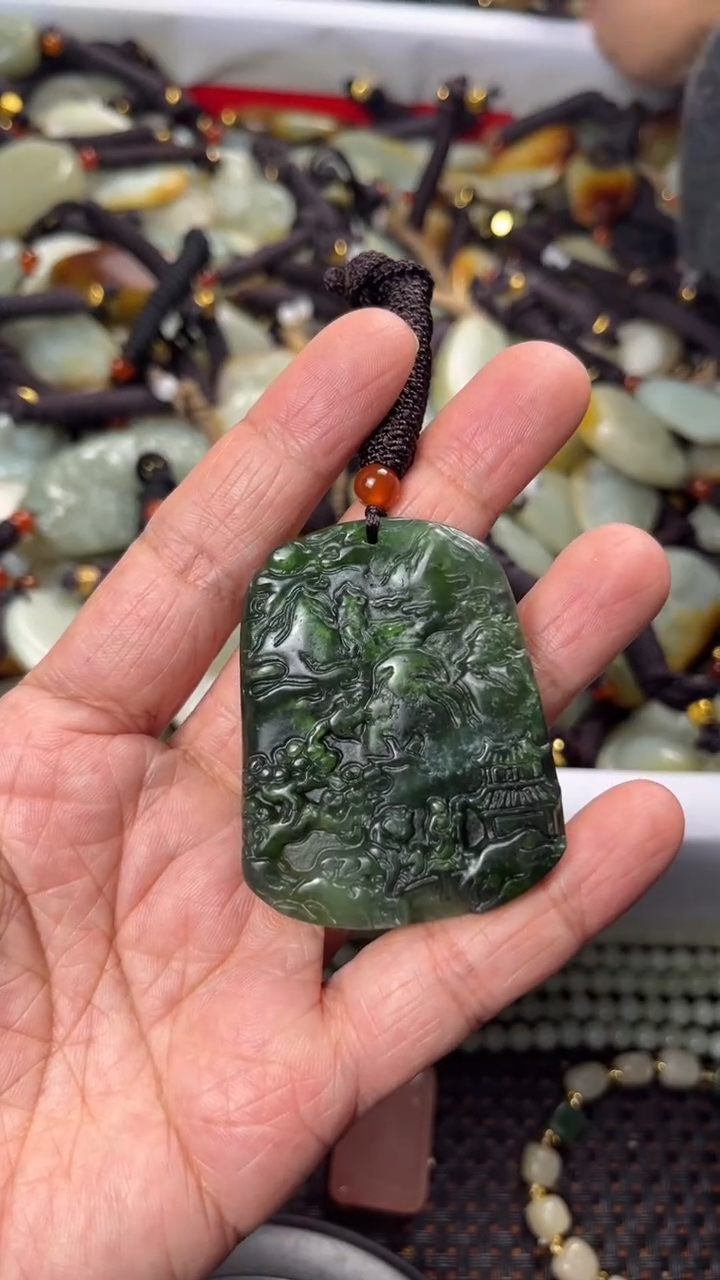 【闪购商品】和田玉颈饰未镶嵌多样性发货没有证书拍一发一有瑕