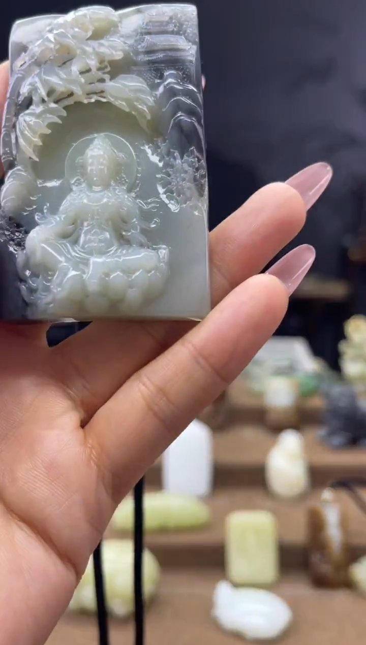 颈饰未镶嵌和田玉1