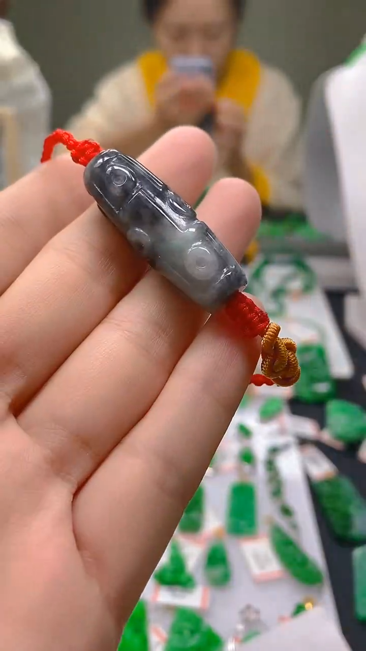 【闪购商品】翡翠颈饰未镶嵌新号开播，全场乱卖