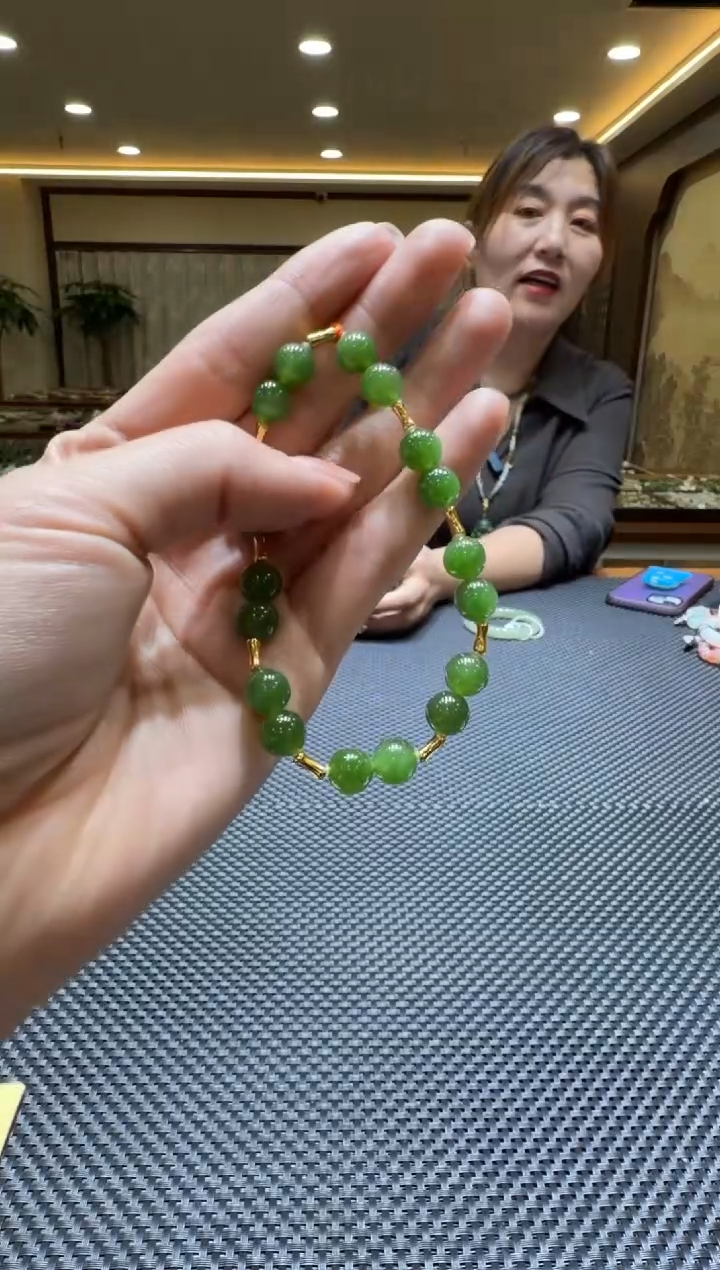 颈饰未镶嵌和田玉手链