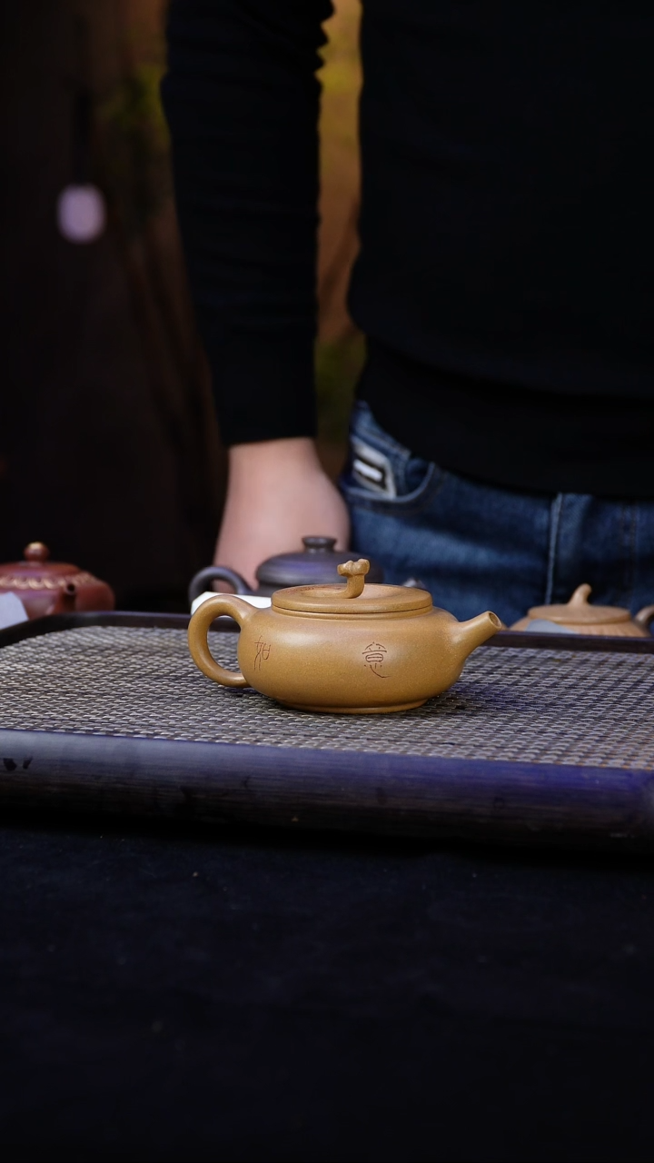 【闪购商品】紫砂茶壶黄金段-祥云如意【约160cc】