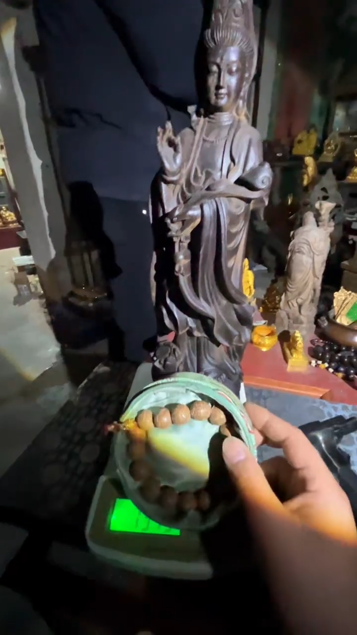 【闪购商品】滴血莲花菩提吊坠1