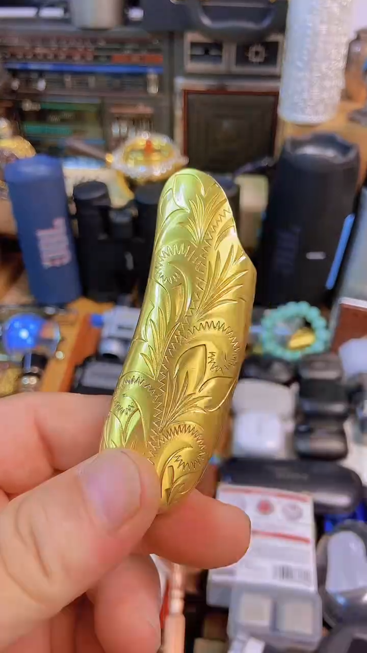 瓷片闪购商品，如图所示