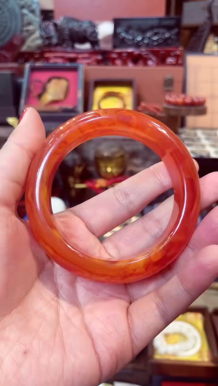 【闪购商品】蜜蜡手镯未镶嵌