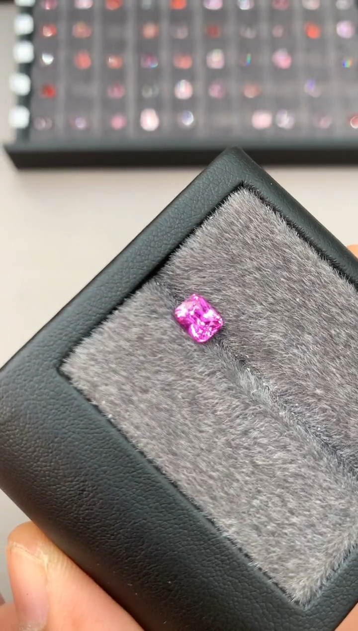 【闪购商品】定制蓝宝石裸石未镶嵌1.17ct 兰卡无烧蓝宝石