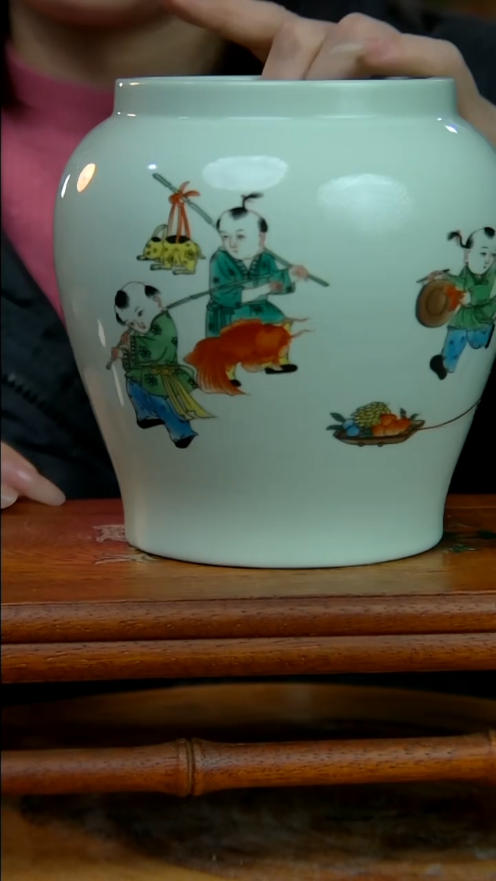 摆件陶绿稀土童子茶叶罐