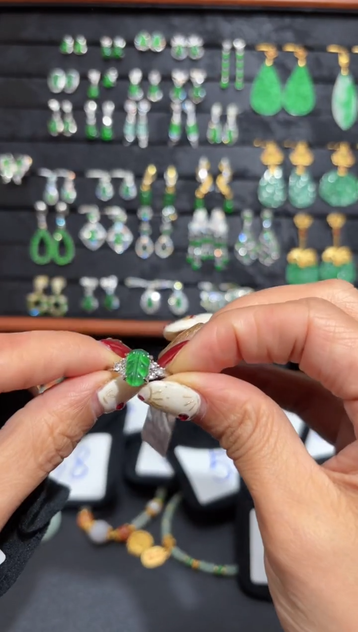 【闪购商品】翡翠颈饰银S925镶嵌蛋面/支持复检/一件