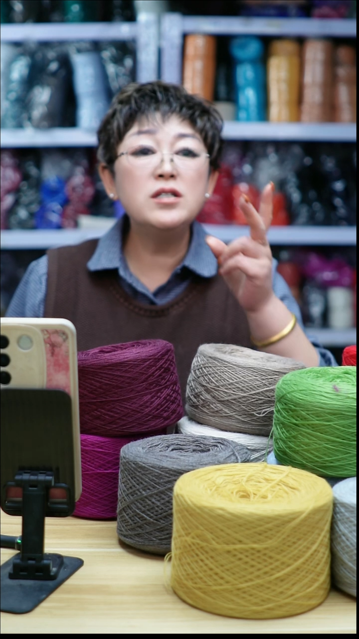 羊毛欢姐手编线B254