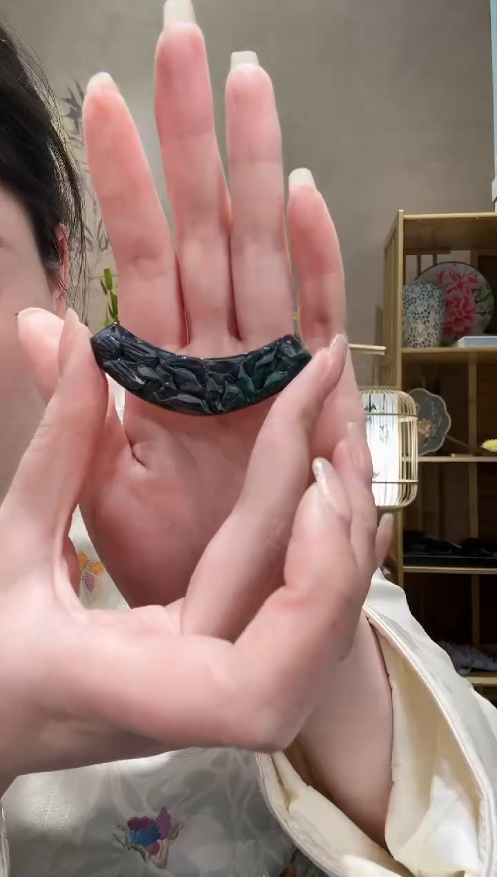 【闪购商品】翡翠颈饰未镶嵌吊坠