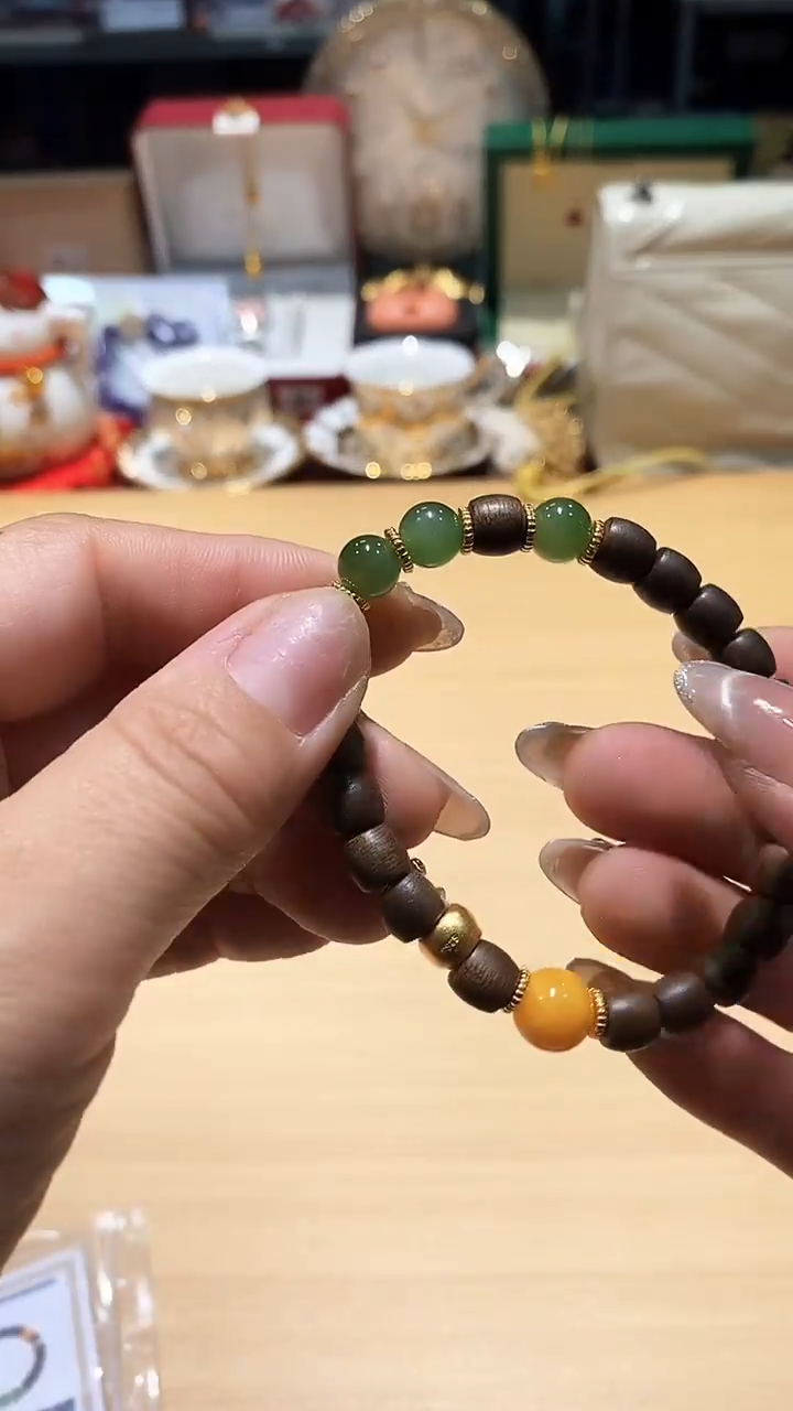 瓷片碗碟好物一件不留@@1