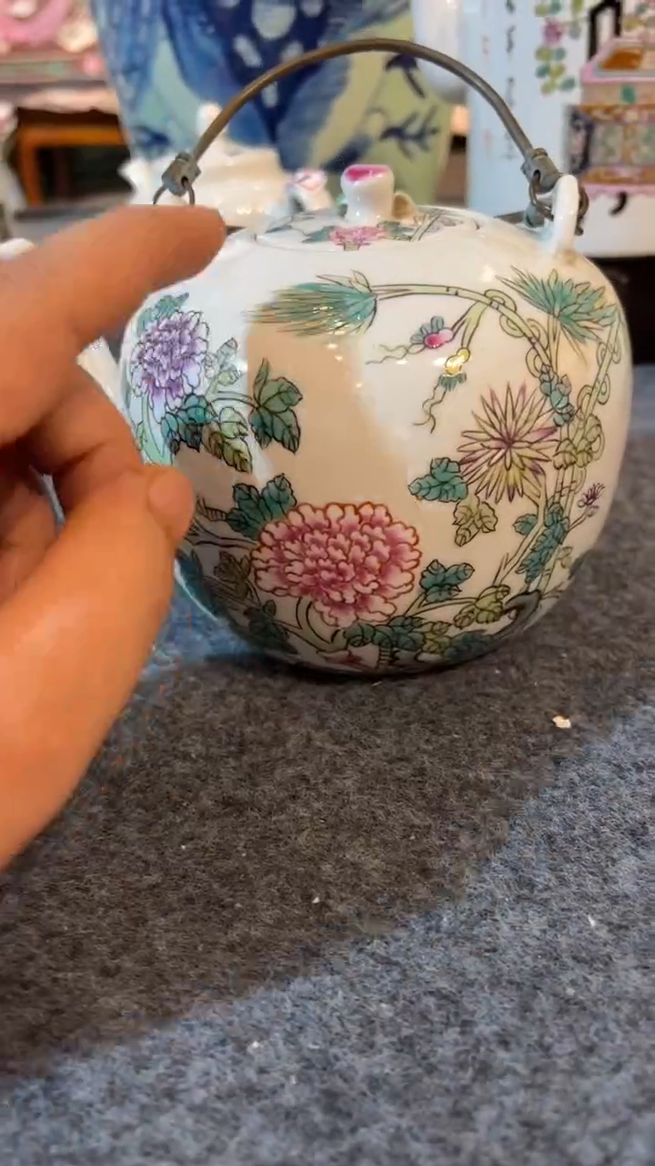 摆件瓷摆件瓷摆件瓷摆件四季花卉支丁水壶