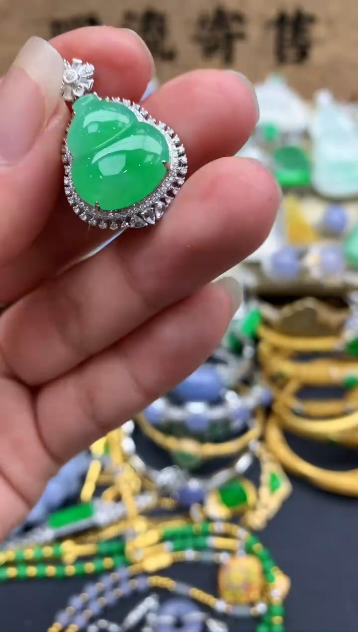 【闪购商品】翡翠颈饰18K金镶嵌612-中国好珍宝