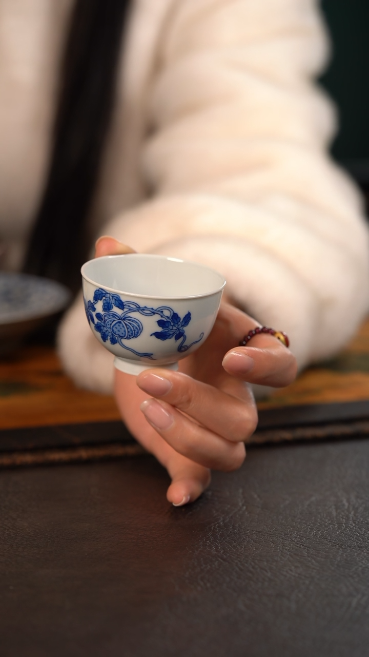 【闪购商品】杯HLX陶瓷折枝南瓜鸡心杯
