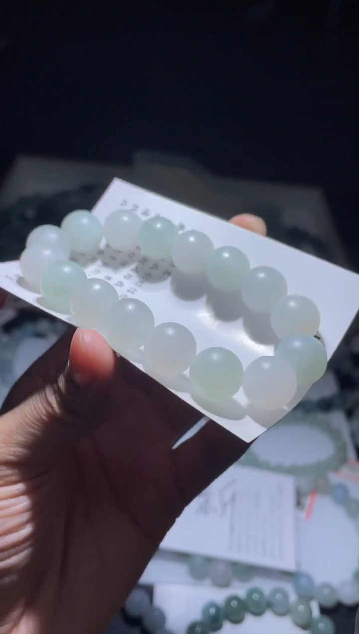 未镶嵌定制翡翠翡翠手串