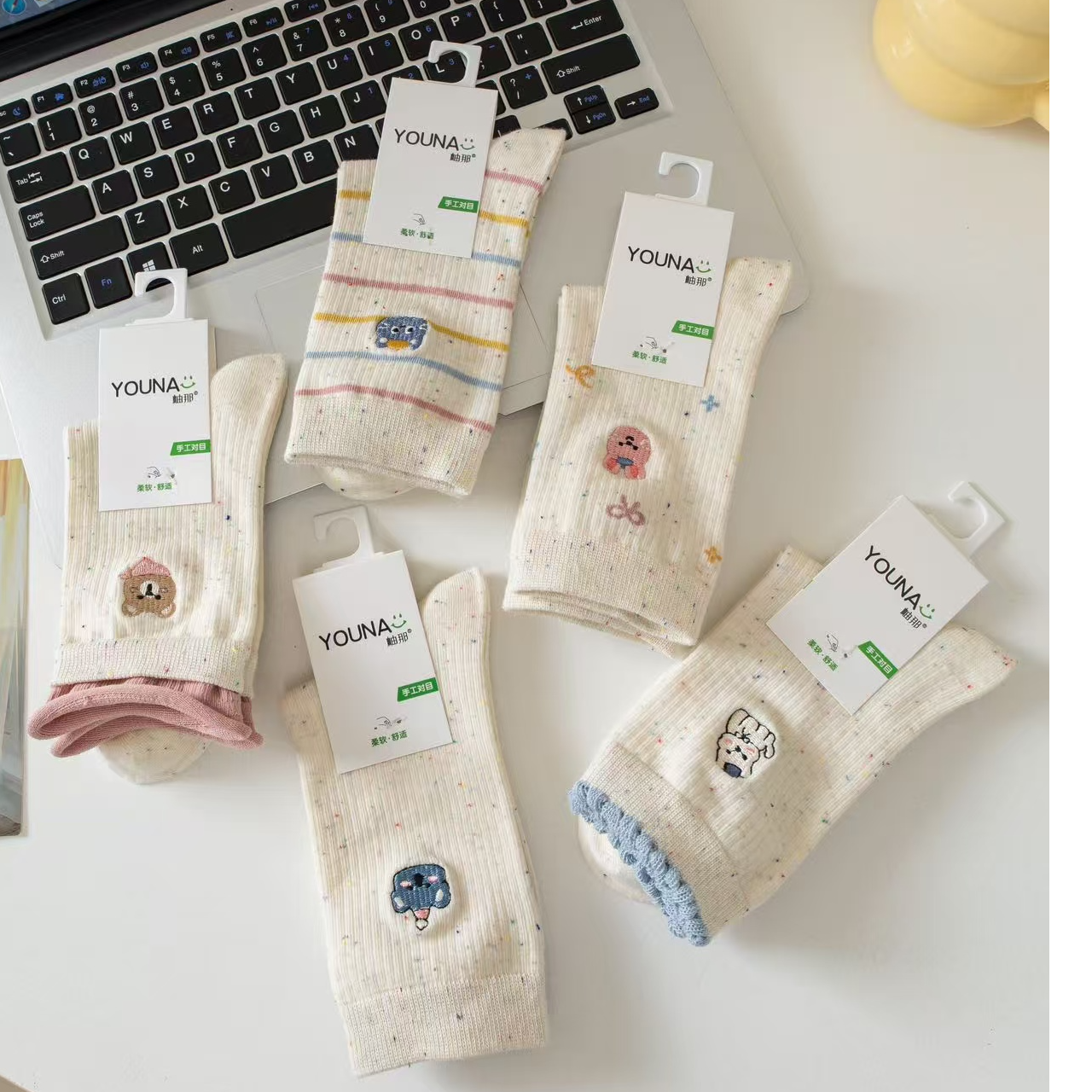 【直播】秋冬百搭厚款女袜秋冬季通用中筒