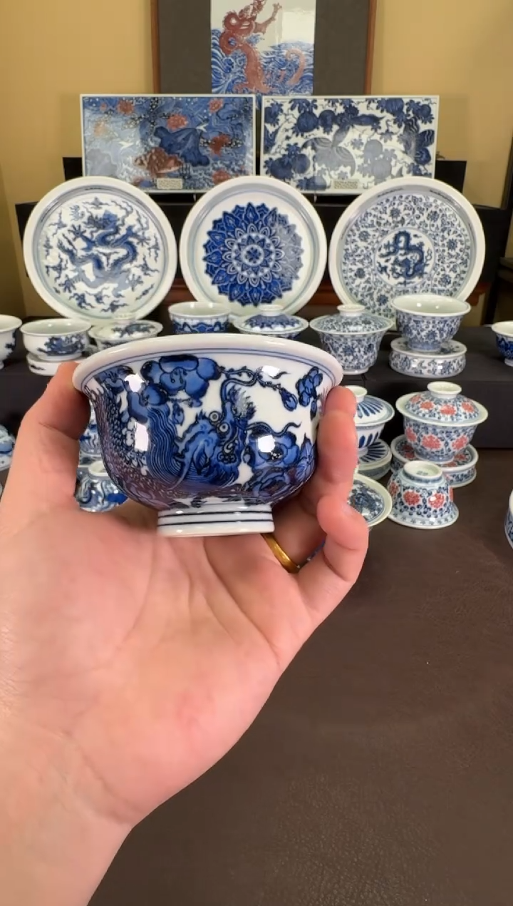 【闪购商品】瓷片羿器窑穿花龙压手杯