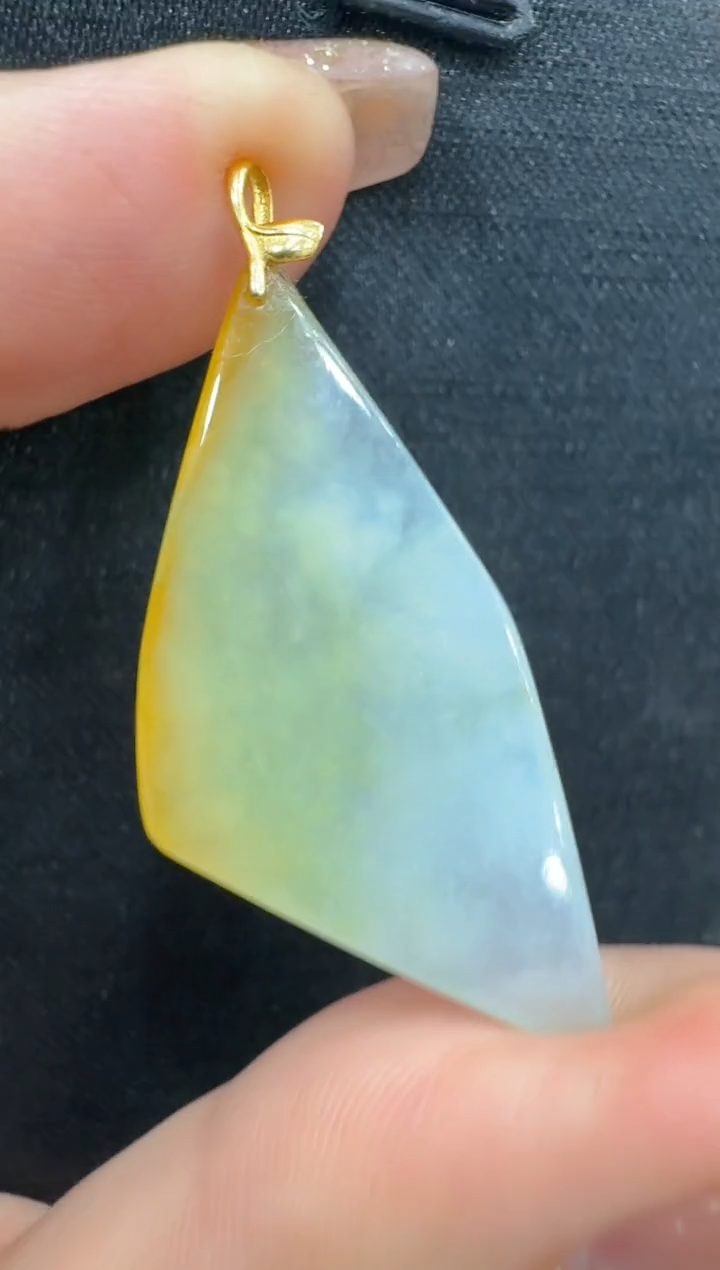 吊坠(不含链)18K金镶嵌翡翠多样性团购发一件