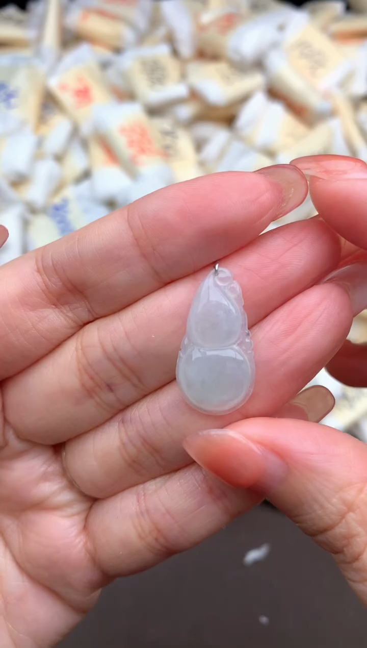 【闪购商品】翡翠挂件未镶嵌一