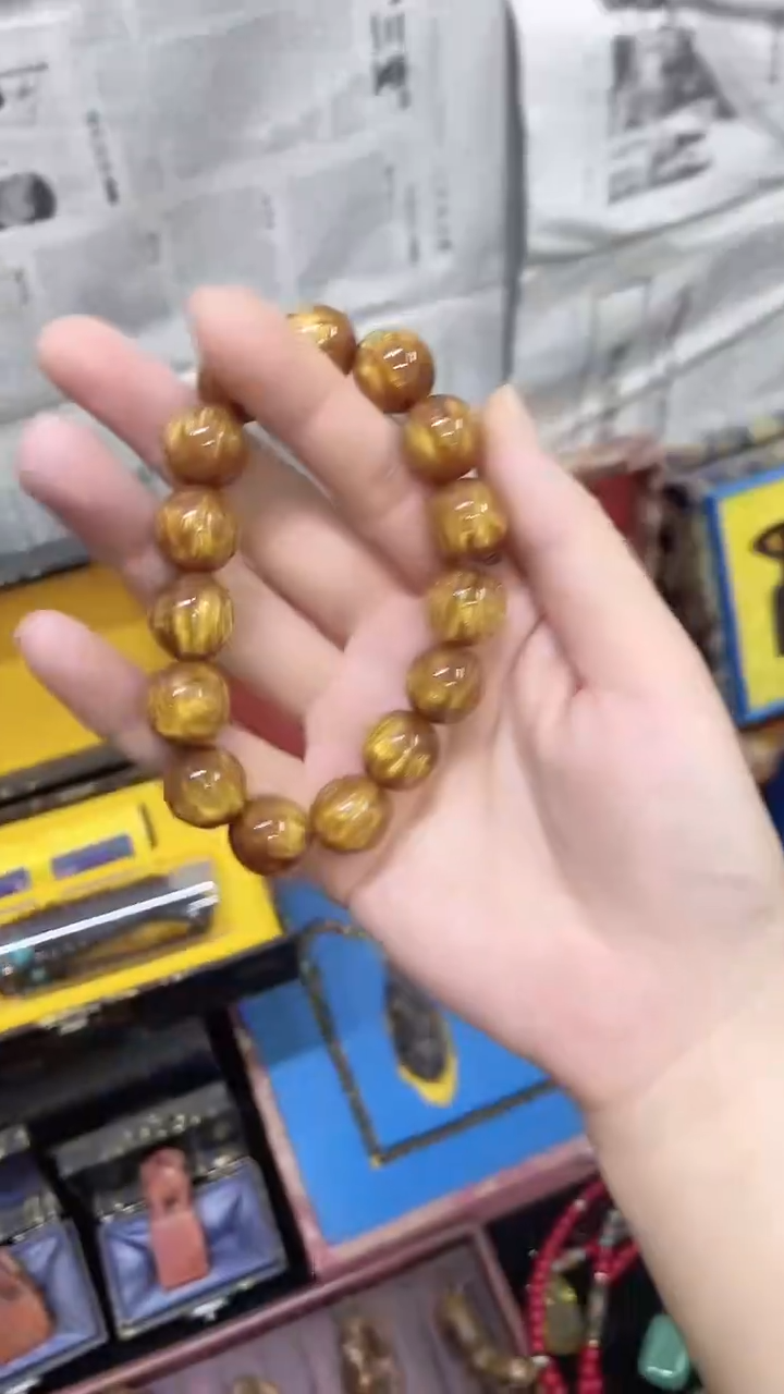 摆件主播推荐如图所示