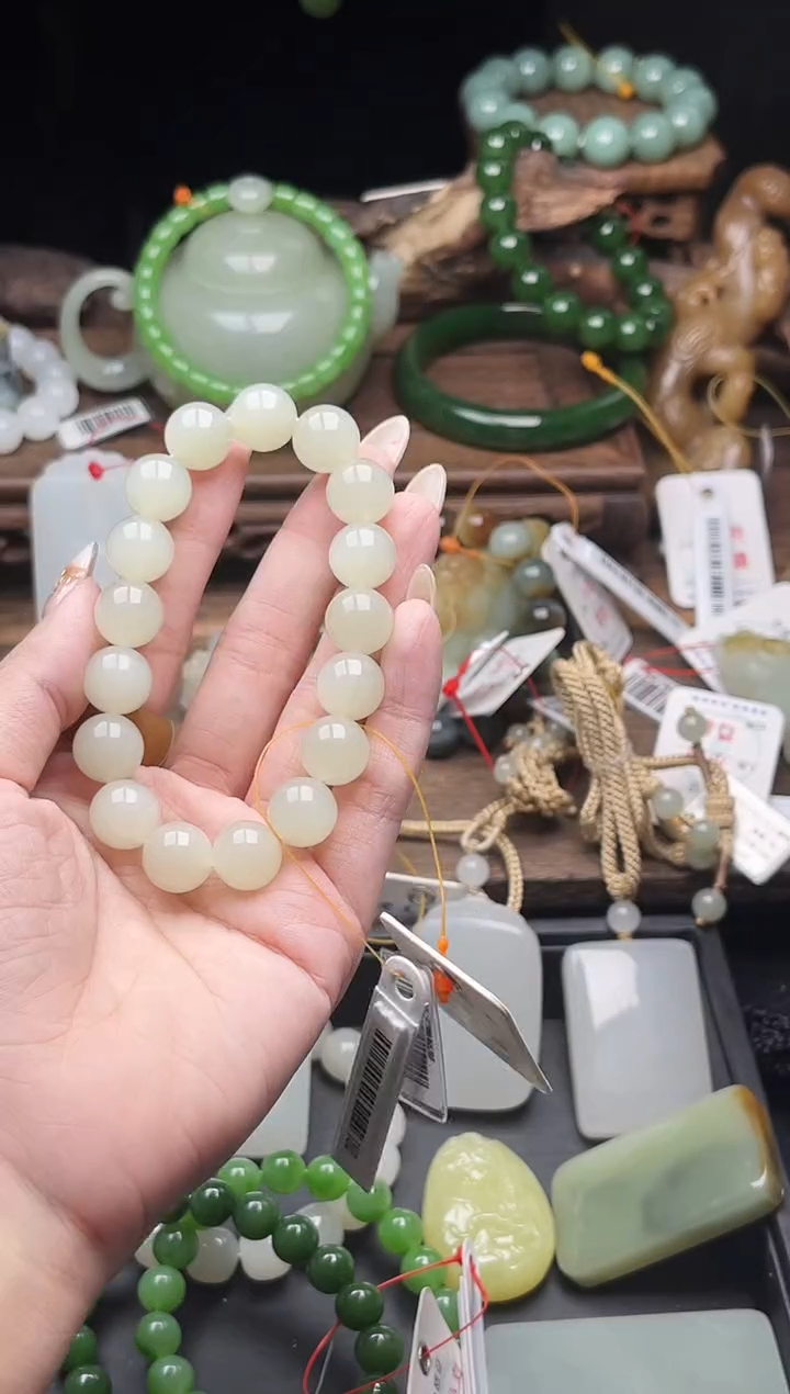 未镶嵌手串和田玉卡12新疆于田 圆珠9015229