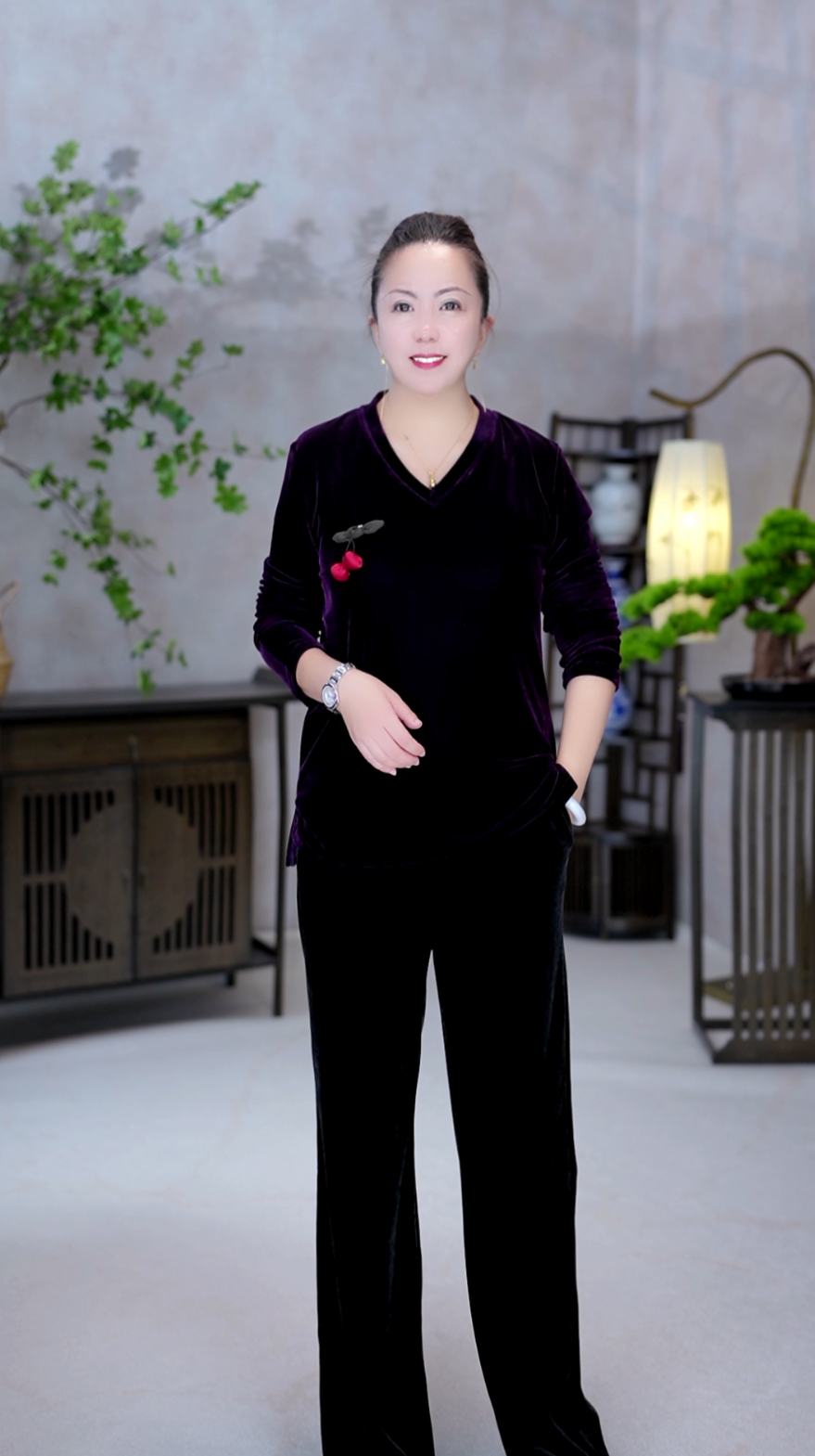 2【MIAOCI】81388时尚气质款洋气樱桃V领小衫