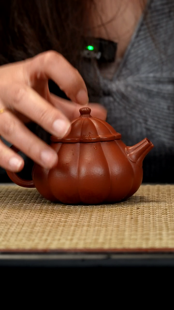 【闪购商品】紫砂茶壶生砂筋纹文旦150c