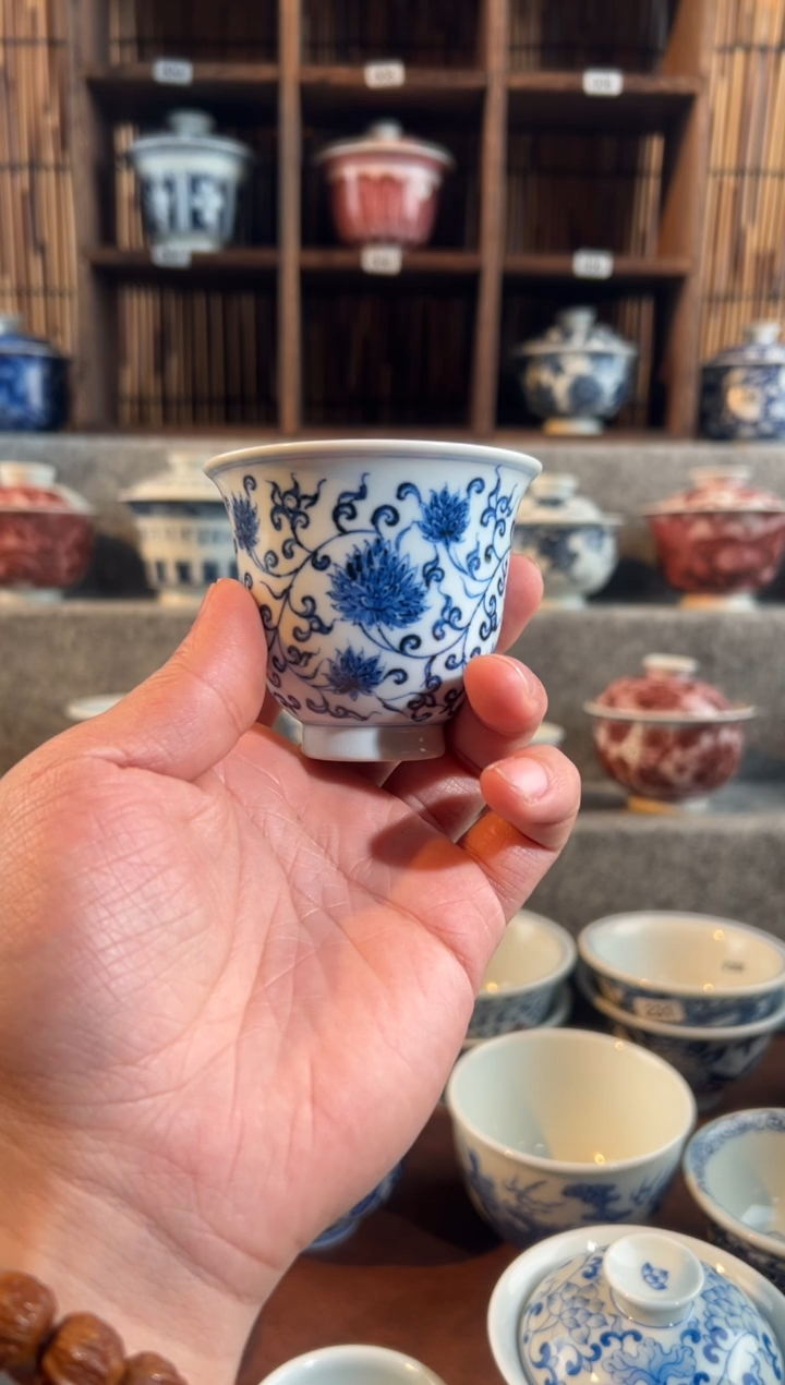 【闪购商品】天禄言瓷金1刚莲杯子