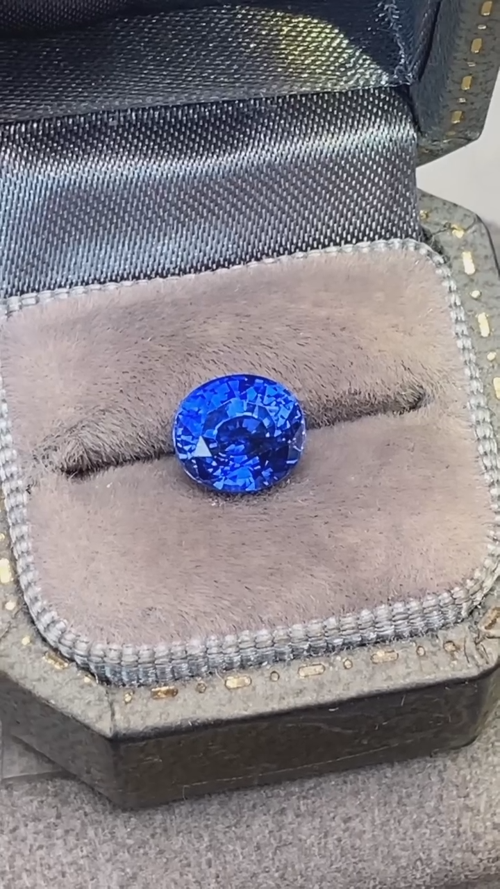 蓝宝石裸石未镶嵌皇家蓝2.17ct