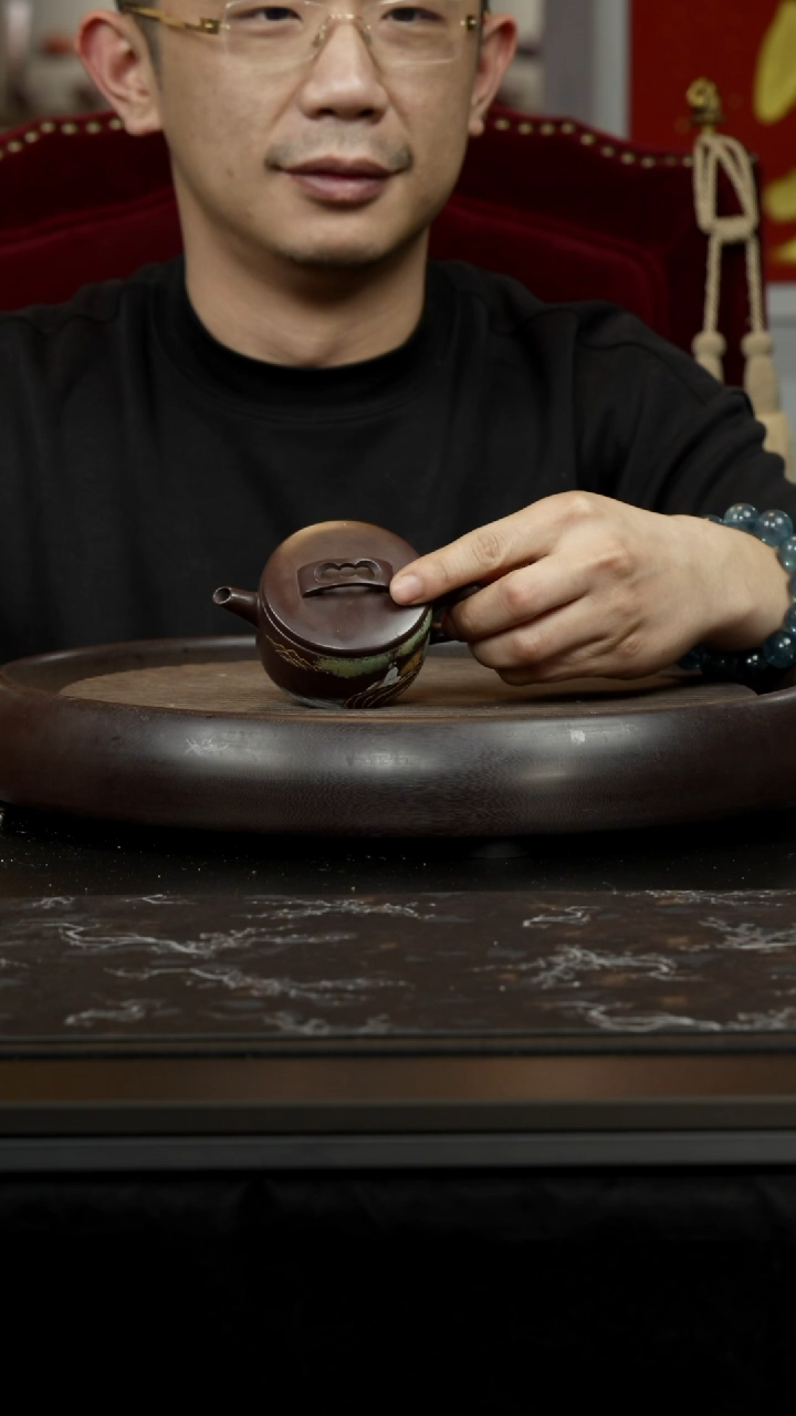 茶杯紫砂紫脂泥  汉瓦壶 泥绘人物 望岳