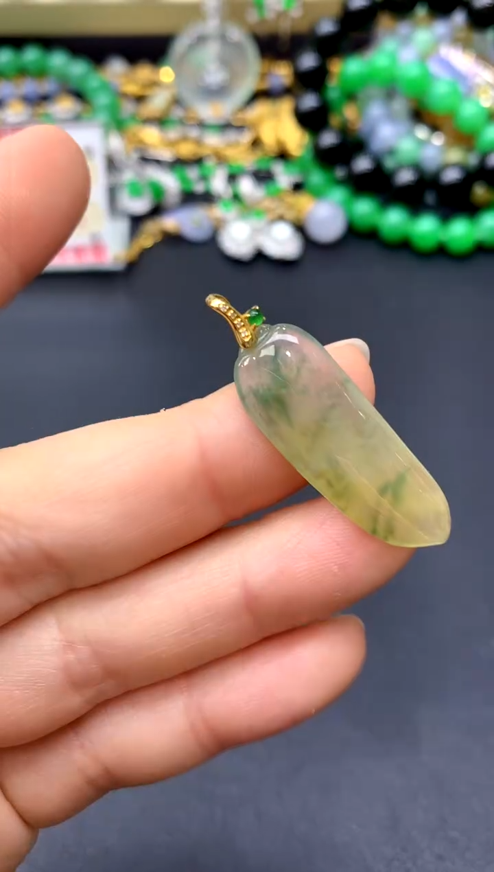 颈饰18K金镶嵌翡翠62-中国好珍宝