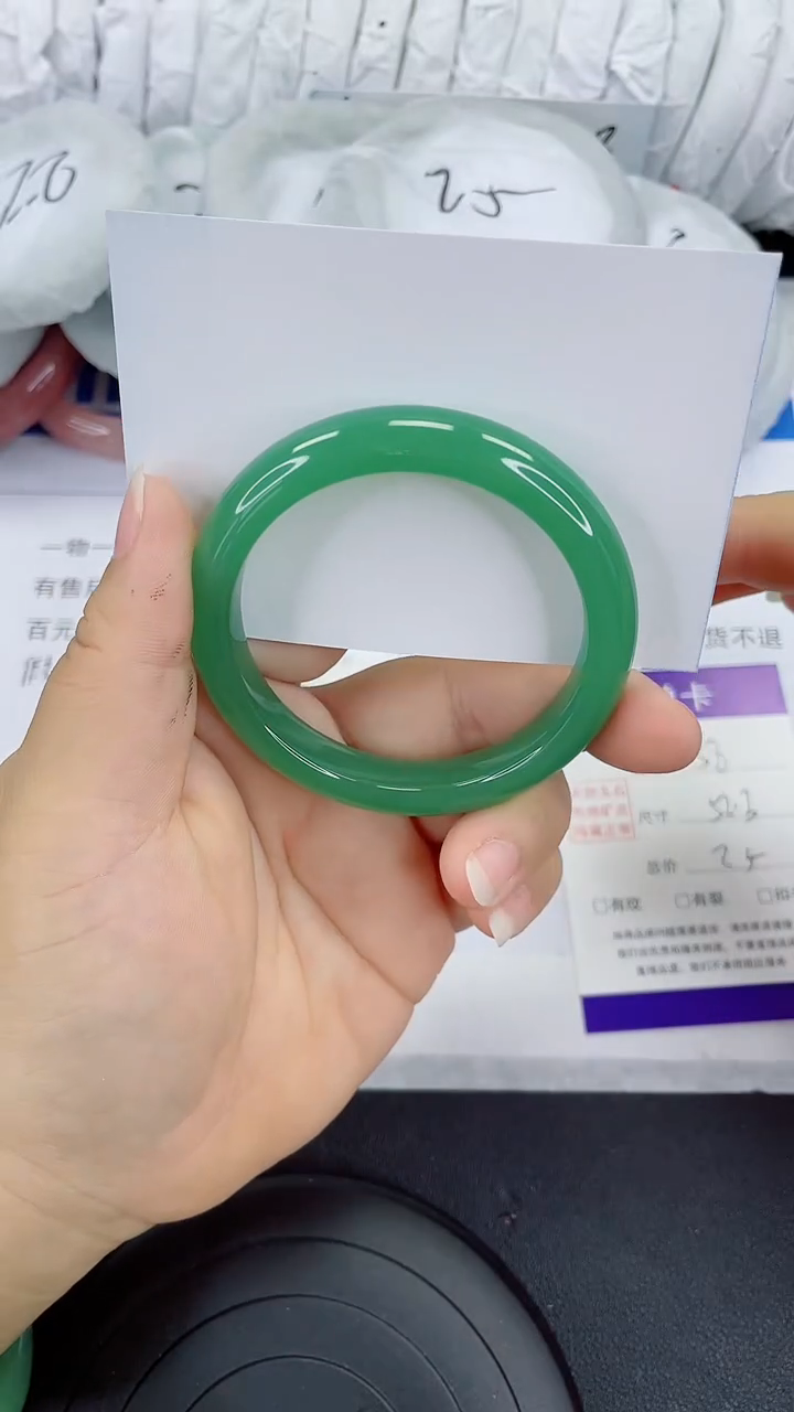 未镶嵌手镯石英质玉58-52/53