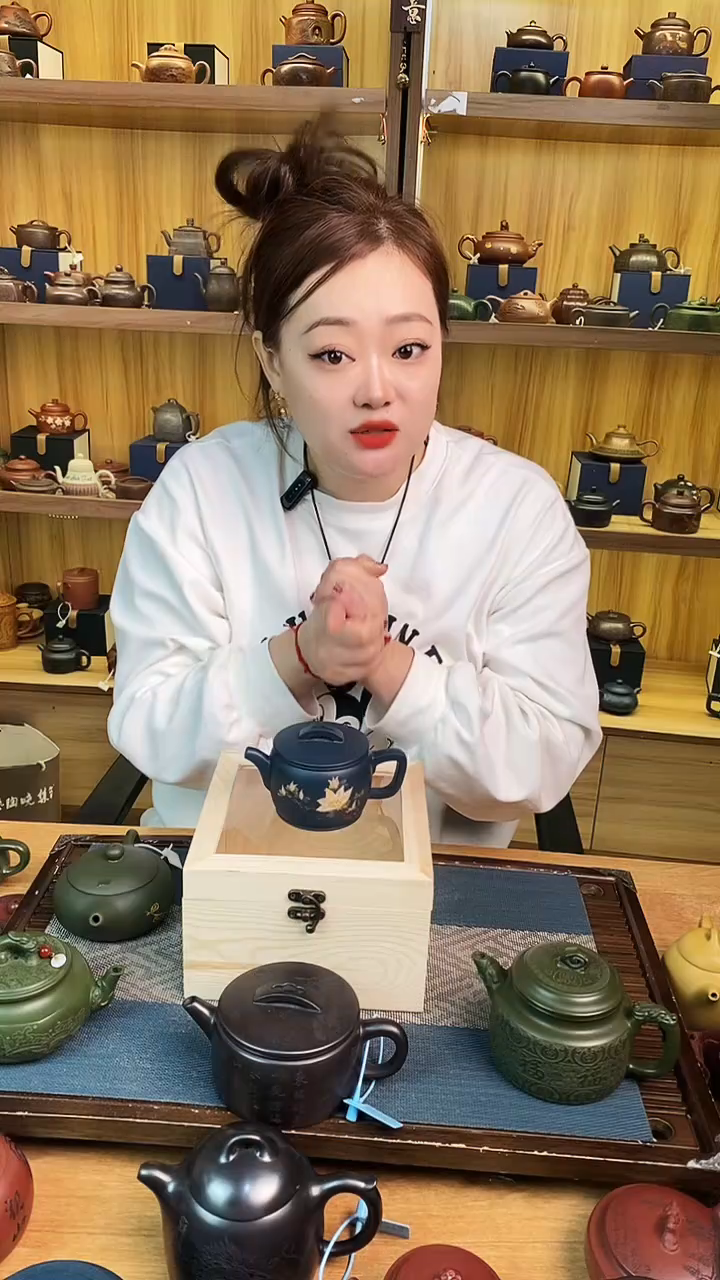 【闪购商品】紫砂茶壶宜兴原矿天青泥兰花汉瓦【雪】