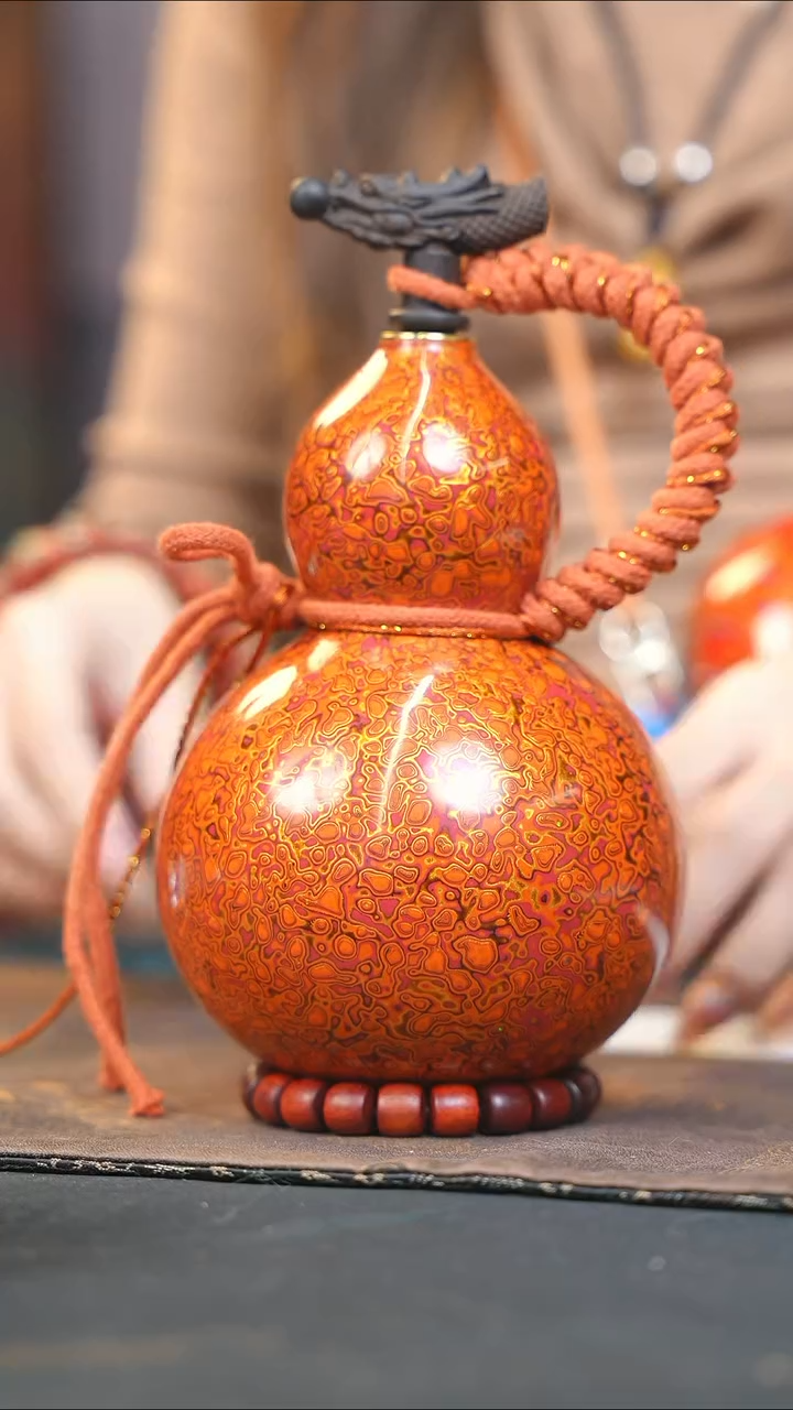 【闪购商品】WQ191漆艺酒葫芦不包手串及旋转底座