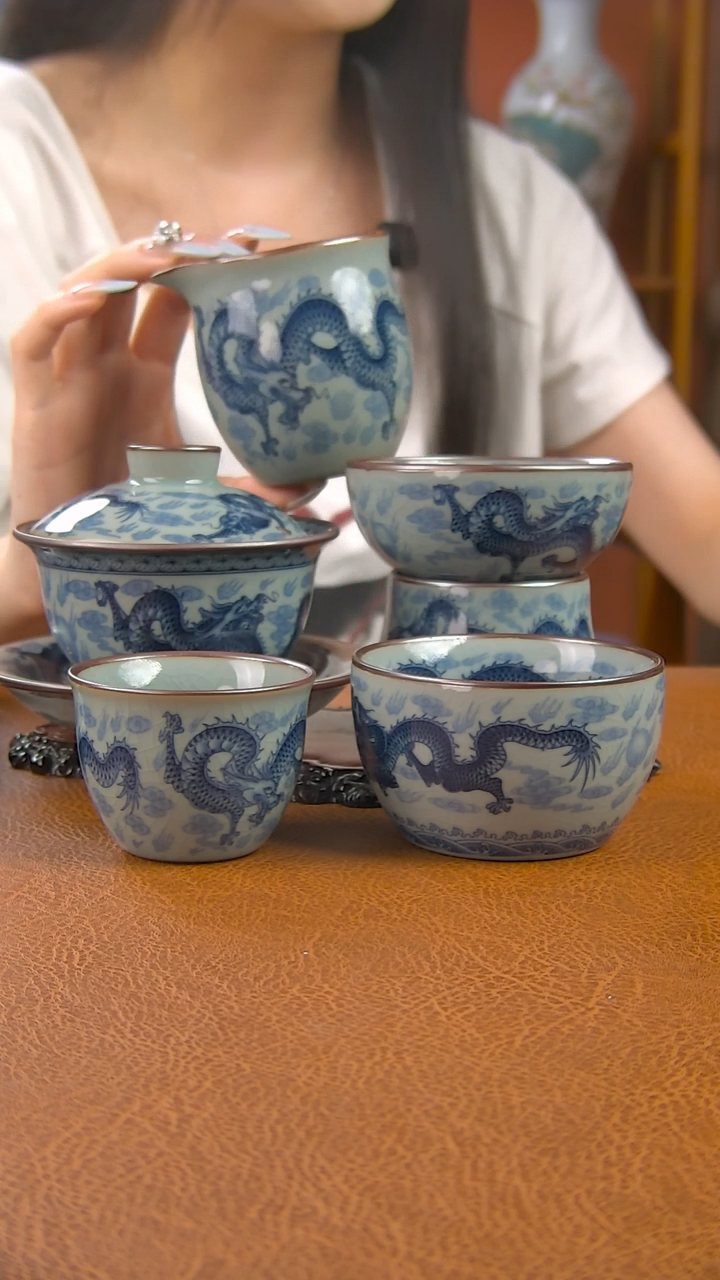 景德镇手工青花龙纹套组