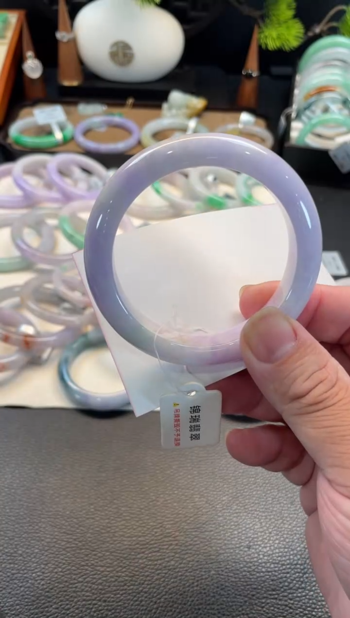 未镶嵌手镯翡翠44号链接 有纹裂