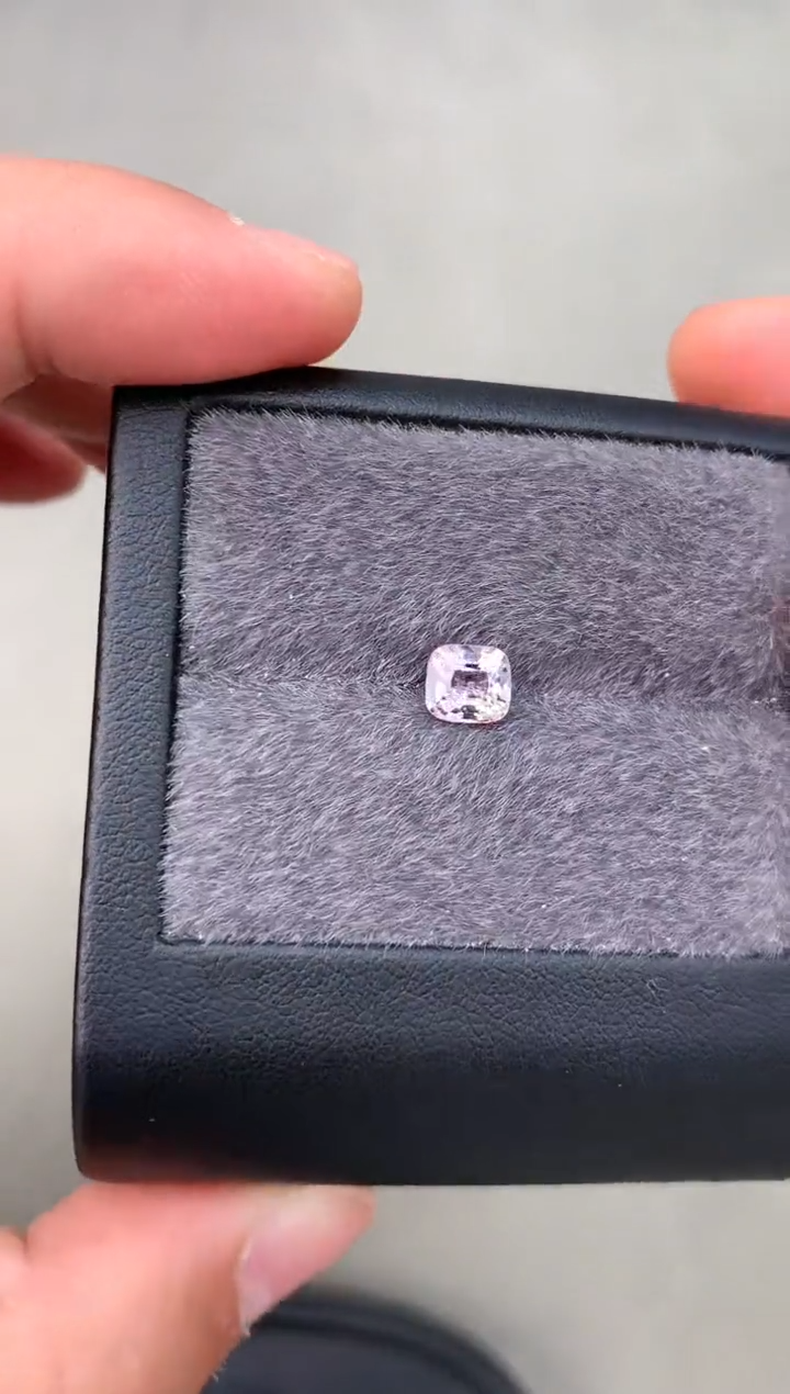 【闪购商品】定制尖晶石裸石未镶嵌1.22ct 枕型 粉色调