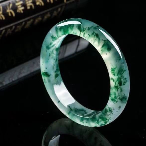 翡翠 冰种飘花浅绿色送礼手镯 防拍链接 挂车勿拍