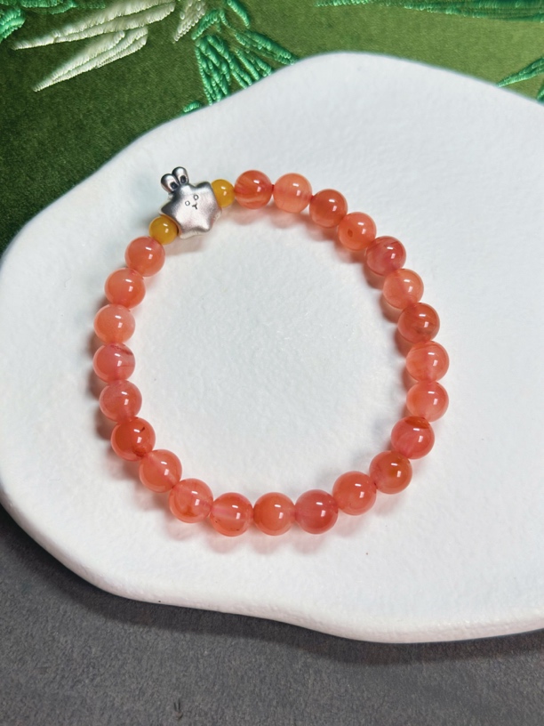 南红玛瑙手串单圈 7.5mm兔子款