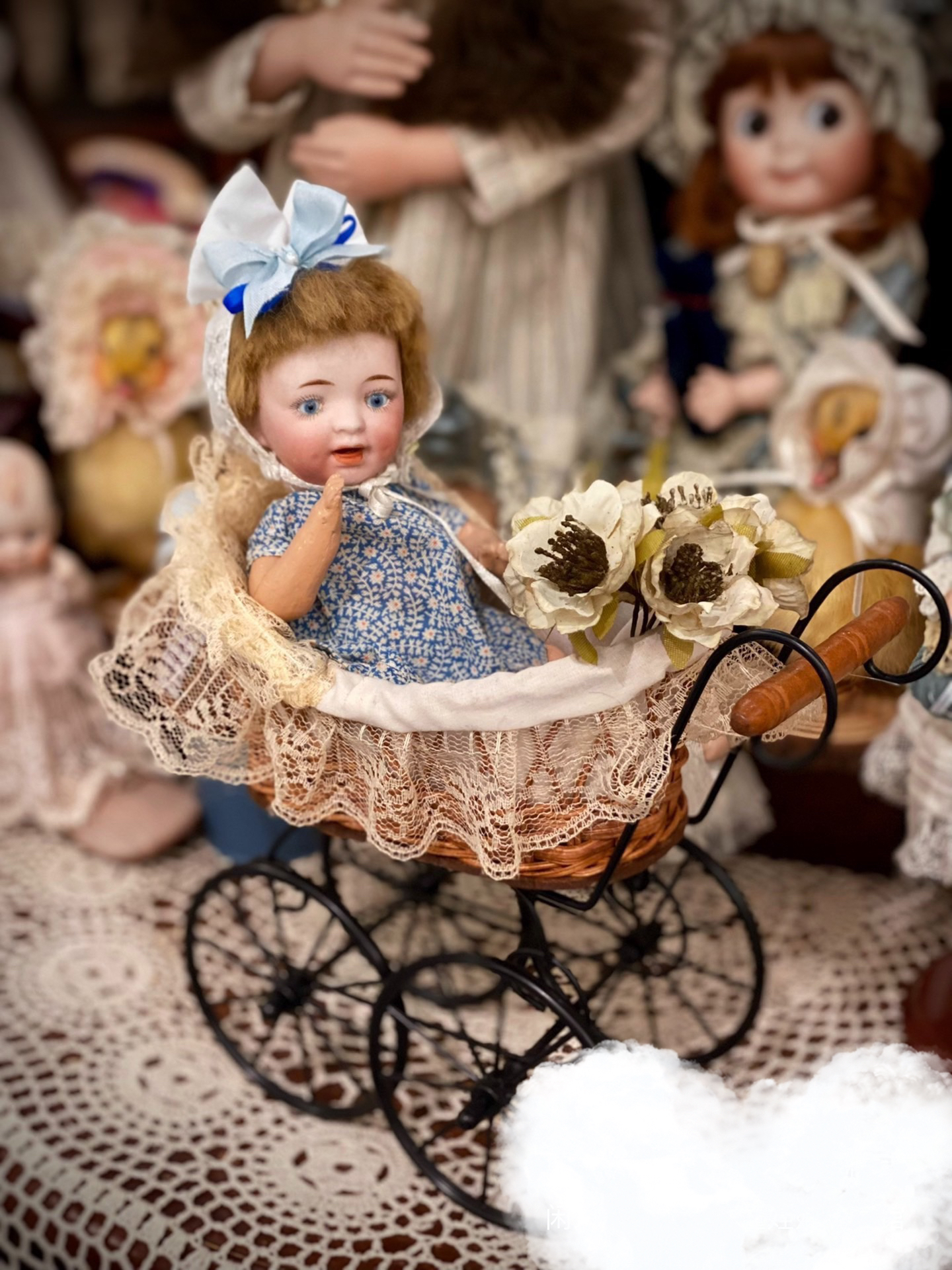 Vintage国外百年古董陶瓷娃娃，售出不退换，顺丰到付，当面验收。