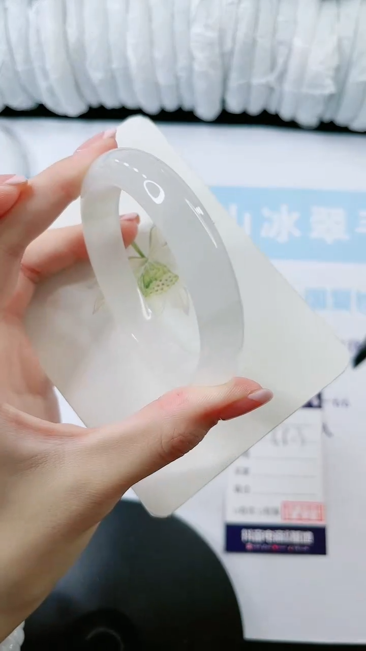 【闪购商品】石英质玉手镯未镶嵌0799010023-55