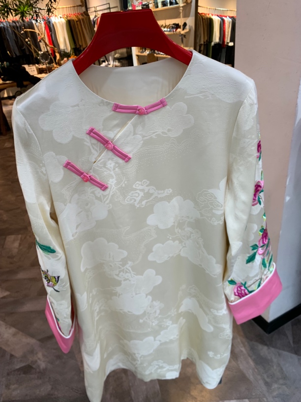 改良版中式白色时尚春夏提花长袖长款女士中国风民族风连衣裙上衣