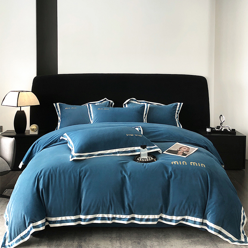 思敬博 2023新款A类婴儿绒高档轻奢加厚纯色绣花四件套