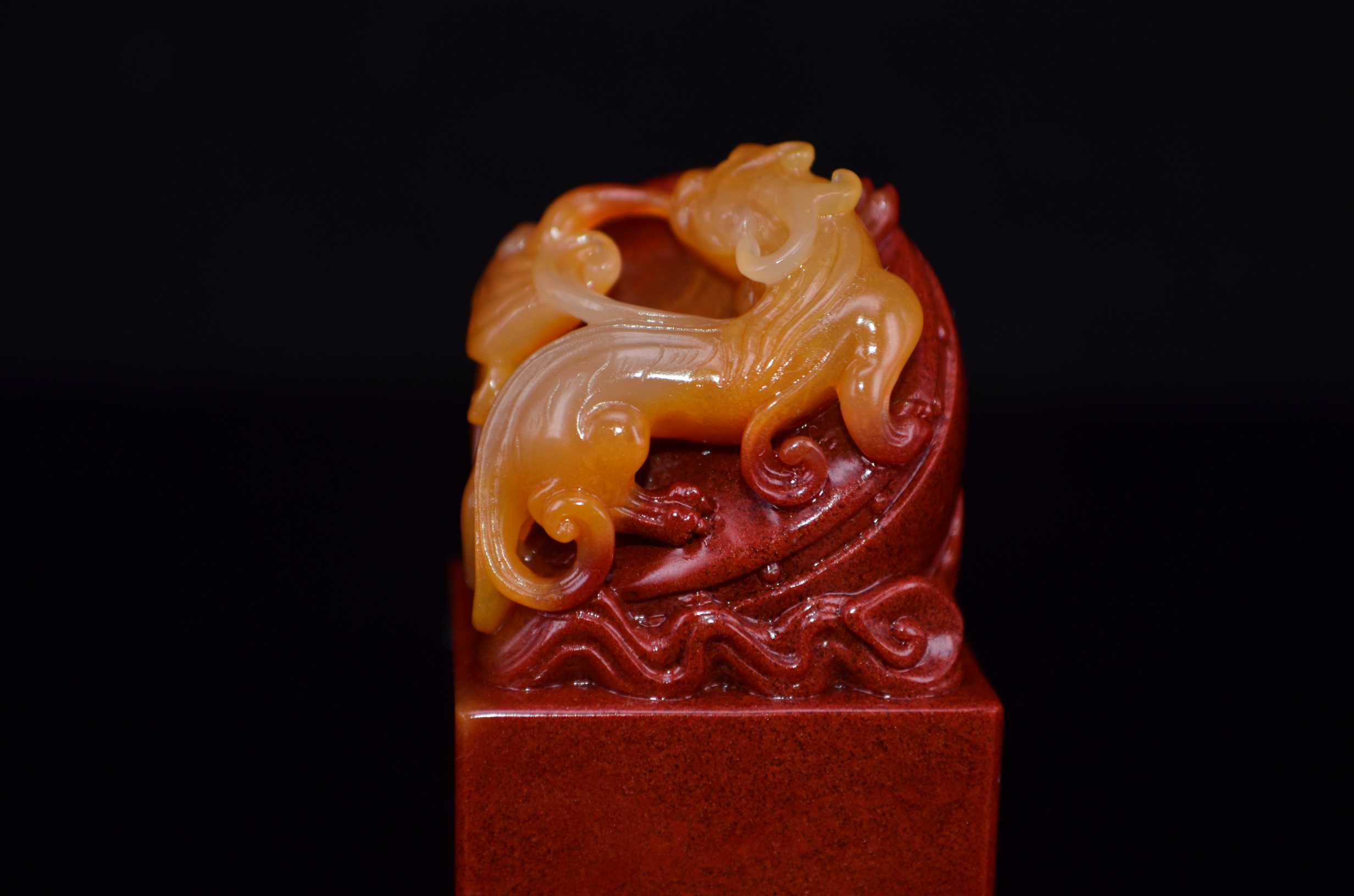 寿山石印章篆刻螭虎非一图一物